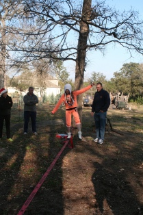 2012-12-25-Christmas-Day-90-slackline-Janeen-Jim-Kyla-Travis.jpg
